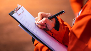 Inspection Point, استپ های بازرسی, Inspection Test Plan, ITP, Hold Point, Witness Point, Review Point, Surveillance Point, Monitor Point, QC, QA, TPI, Third Party Inspection, بازرسی فنی, کنترل کیفیت, تضمین کیفیت, بازرسی جوش, Welding Inspection, بازرسی مخازن تحت فشار, Pressure Vessel Inspection, بازرسی خطوط لوله, Pipeline Inspection, مراحل بازرسی, برنامه بازرسی و آزمون, نقاط توقف بازرسی, هولد پوینت, ویتنس پوینت, رویو پوینت, سرویلنس پوینت, مانیتور پوینت, مستندات QC, بازرسی ساخت, Inspection Plan, Quality Control, Quality Assurance, نفت و گاز, پتروشیمی, مهندسی بازرسی, بازرس فنی, استانداردهای بازرسی, Construction Inspection